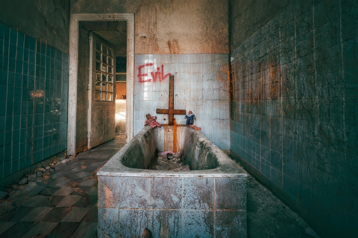 Connecting History and Hauntings: A Closer Look